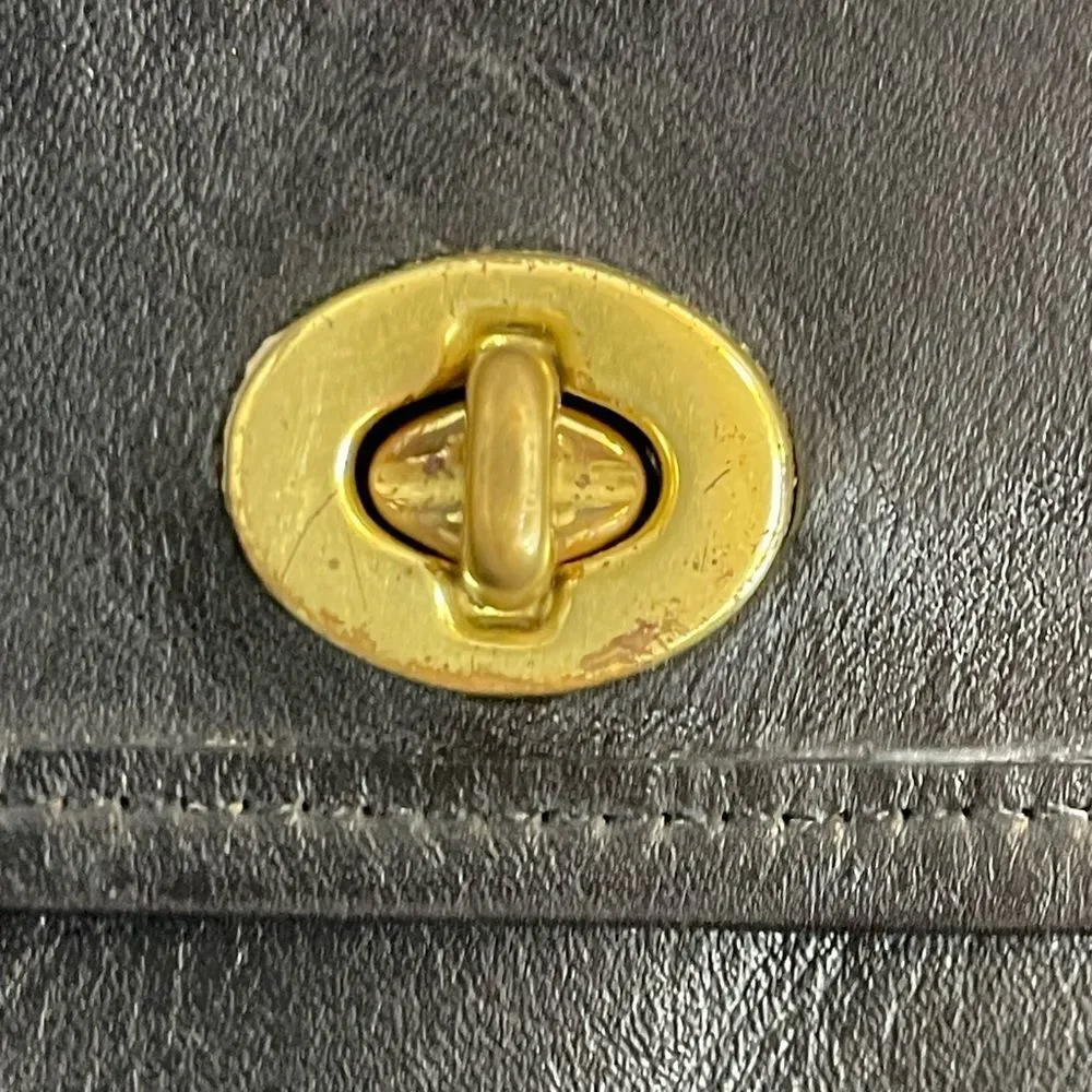 Rare vintage Coach Everett small crossbody